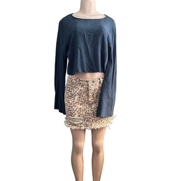 Hudson Gray Steel Blue 100% Cotton Raw Edge Long Bell Sleeve Top Size Large - Picture 10 of 12